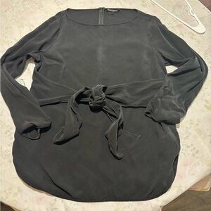 St. John women’s long sleeve 100% silk top size 16 black